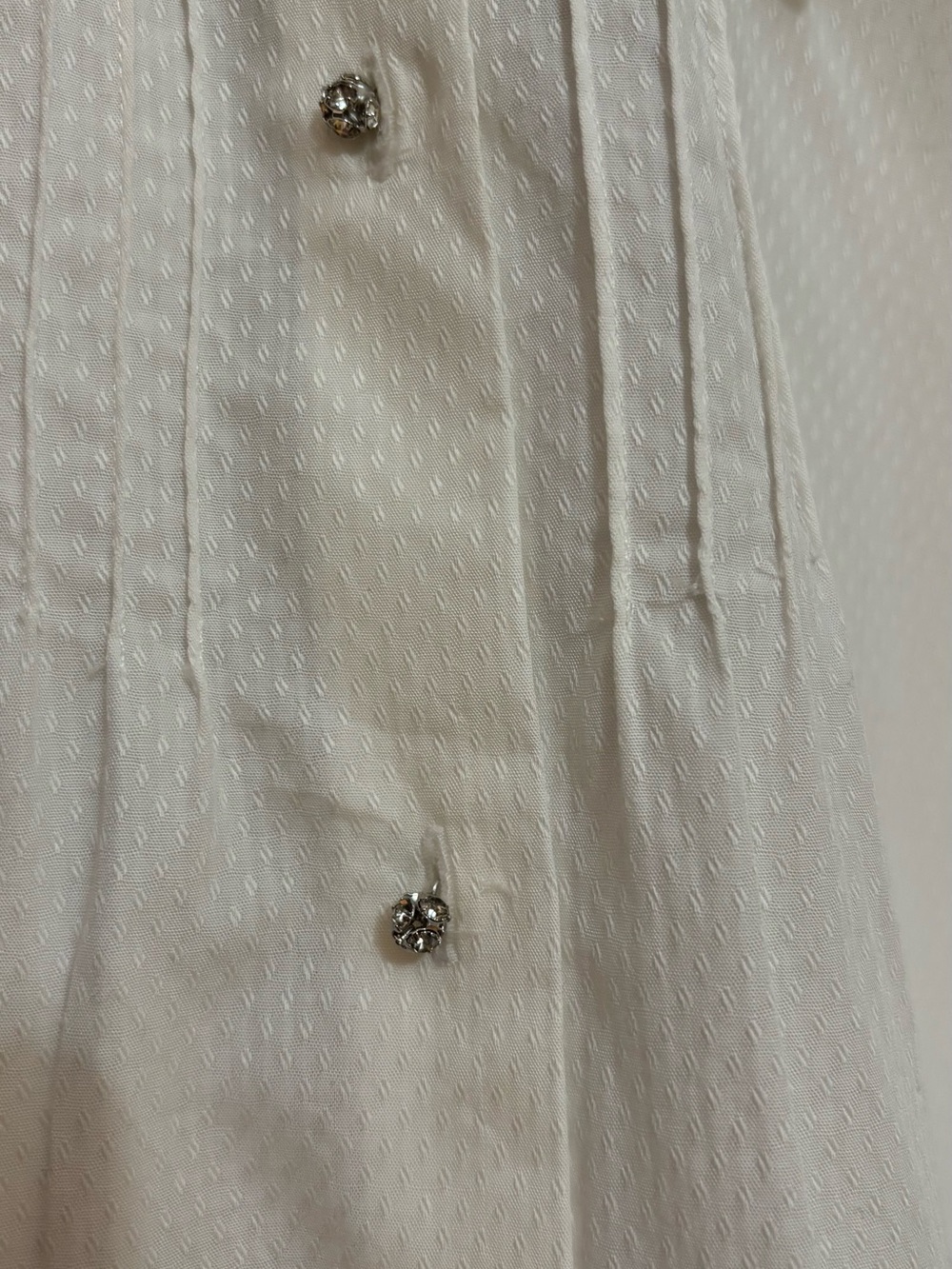 Classic White Dress Shirt - Elegant Point Collar - Picture 2 of 4